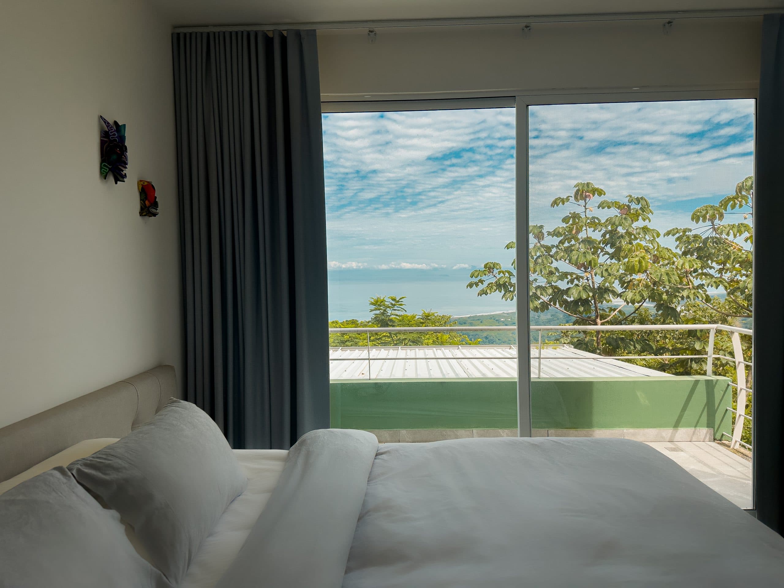 Costa Rica home with ocean and mountain views, photo 3