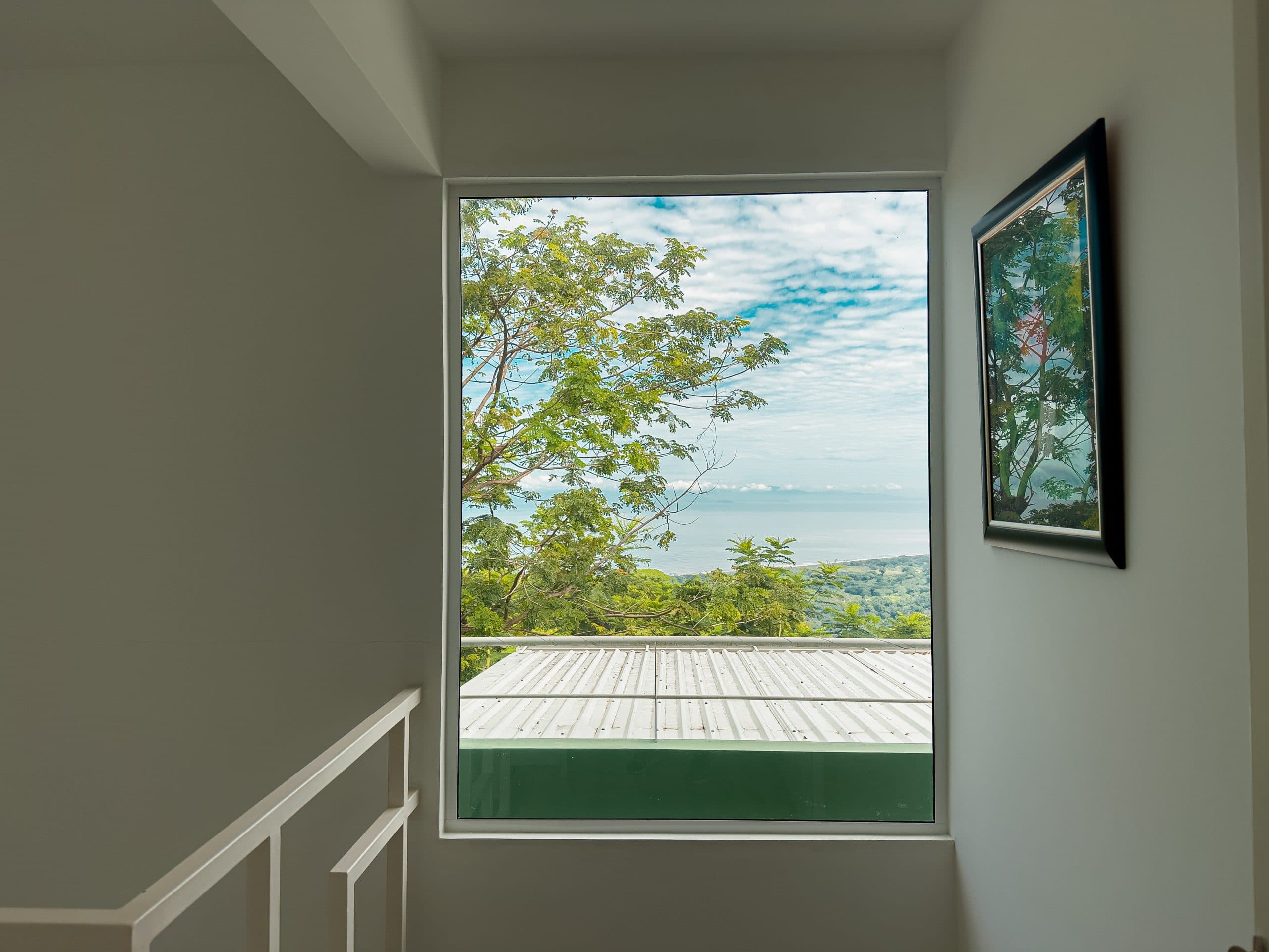 Costa Rica home with ocean and mountain views, photo 6