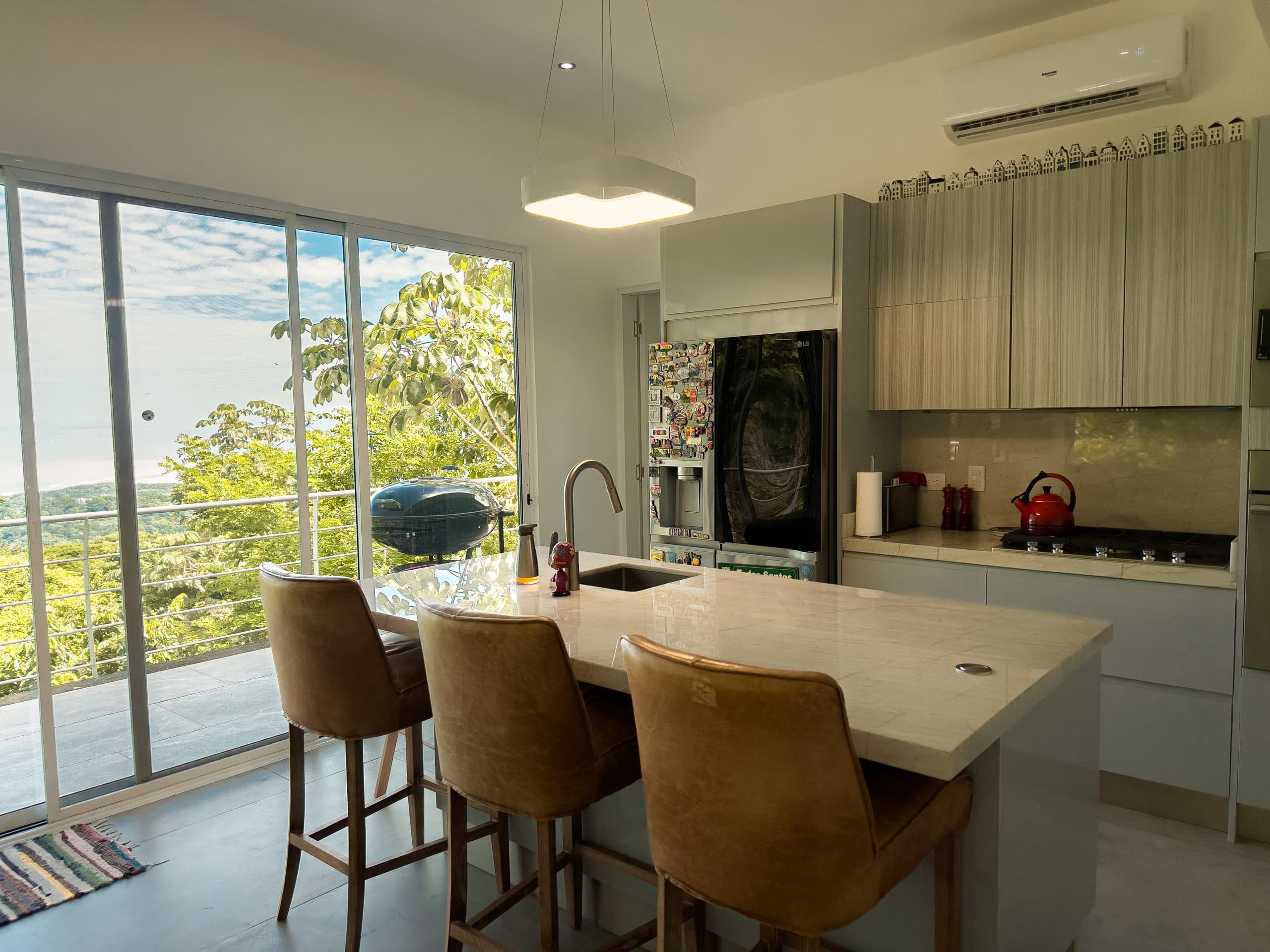 Costa Rica home with ocean and mountain views, photo 25
