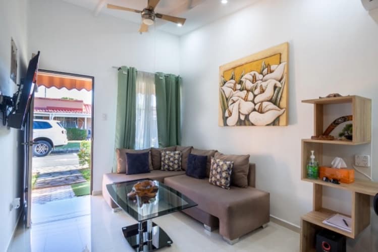 Newly Remodeled Beach Condo | Prime Rental Investment, photo 6