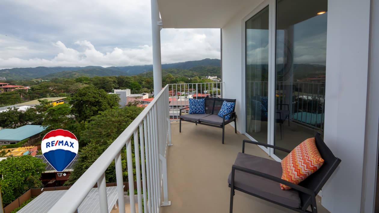 Beach Front Ocean View Pacific Point Efficiency Condo, photo 6