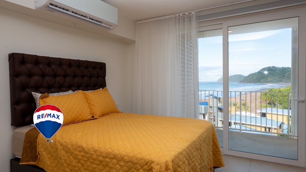 Beach Front Ocean View Pacific Point Efficiency Condo, photo 10