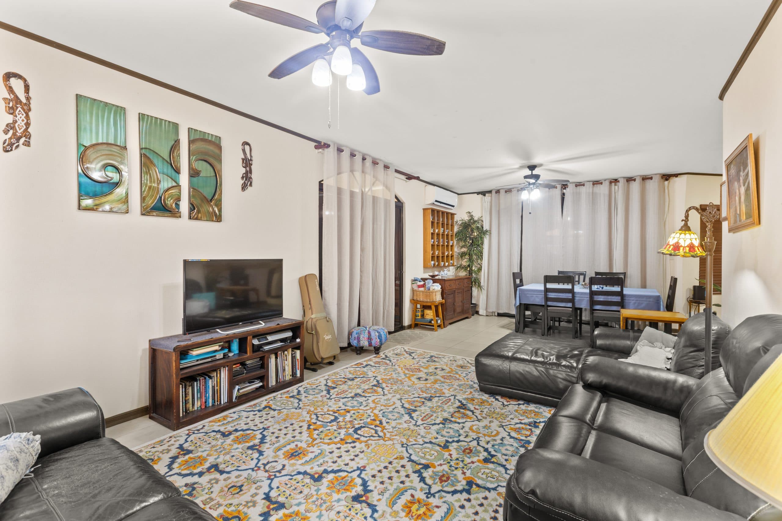 4 Bedroom South End Condo| Direct Beach Access, photo 2