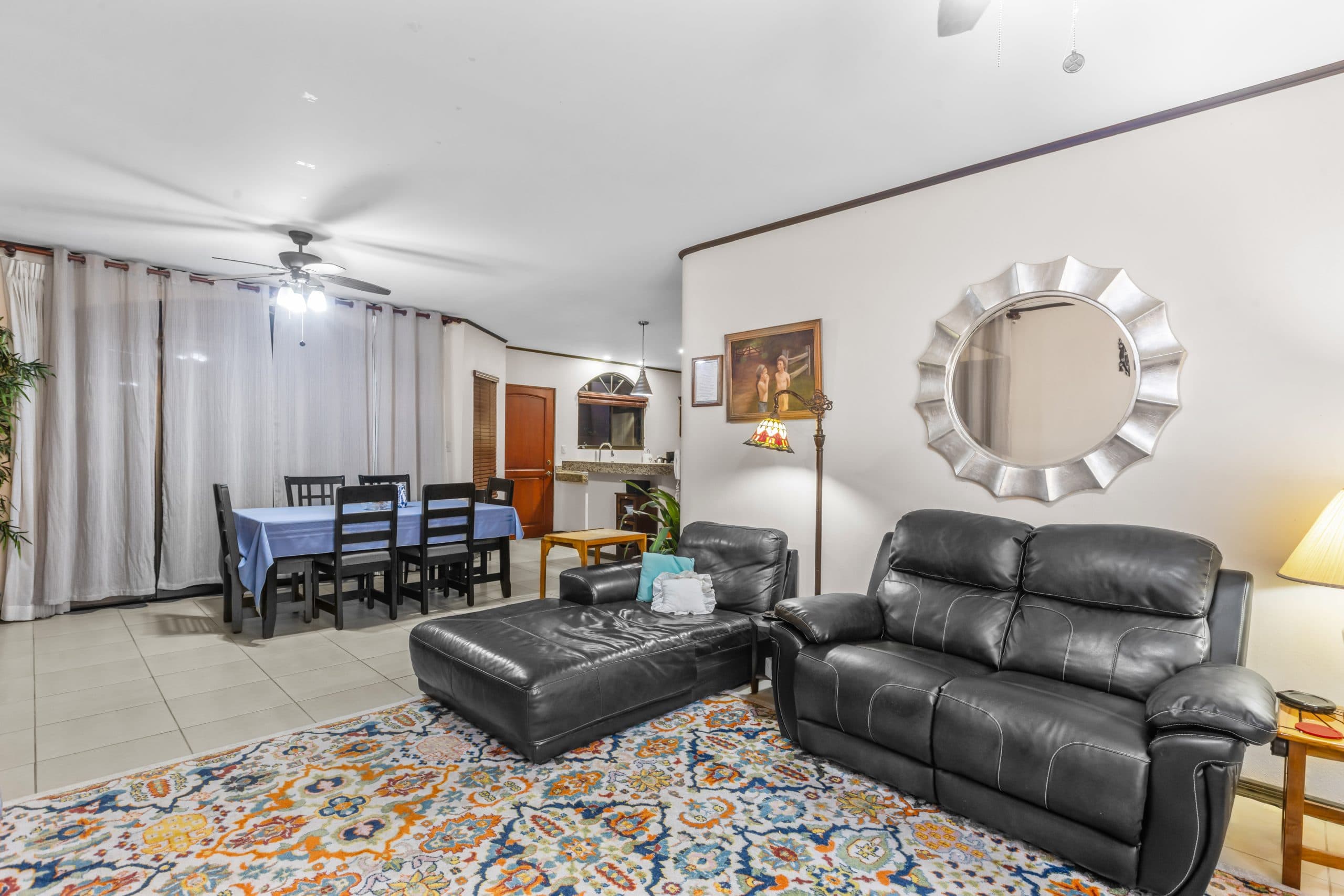 4 Bedroom South End Condo| Direct Beach Access, photo 3