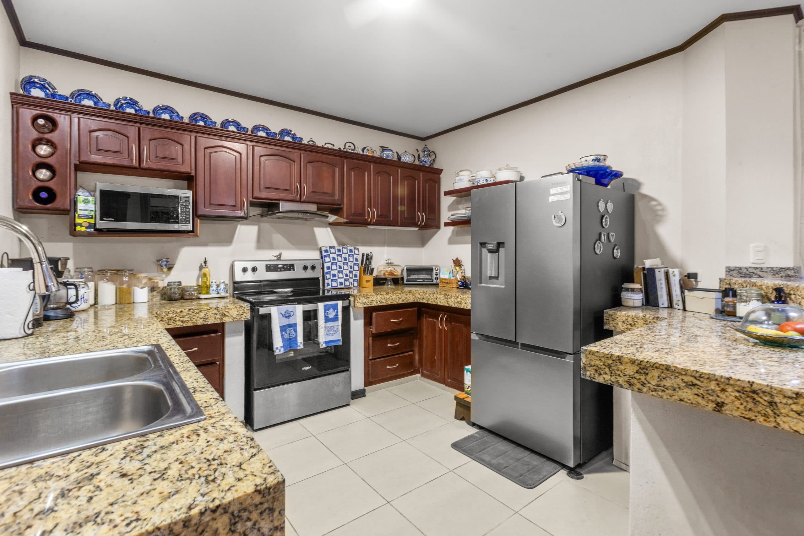 4 Bedroom South End Condo| Direct Beach Access, photo 8