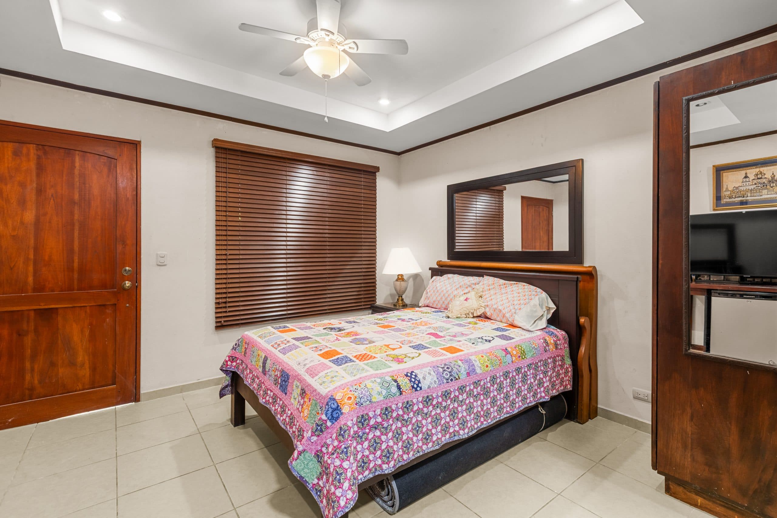 4 Bedroom South End Condo| Direct Beach Access, photo 22