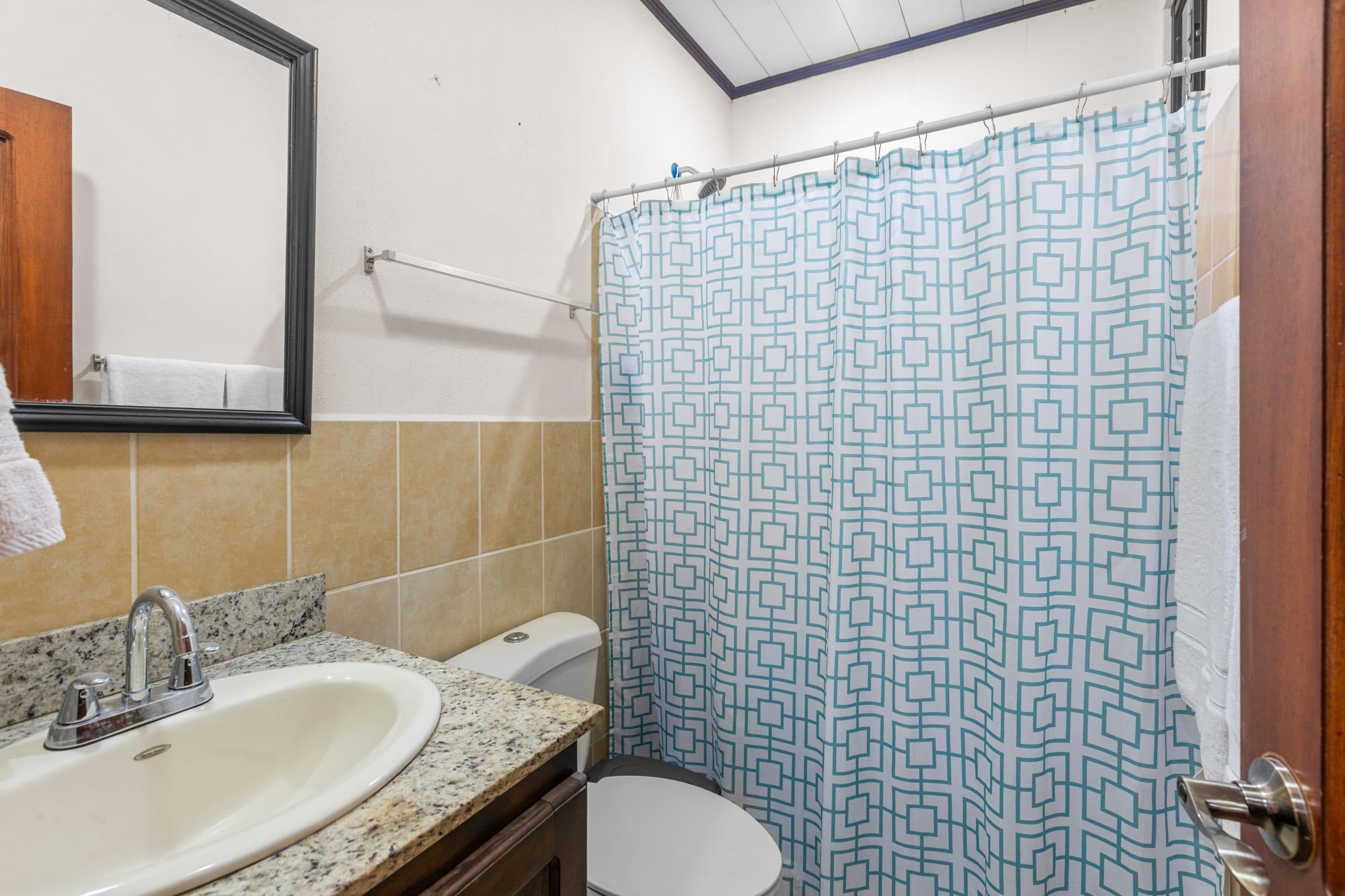 4 Bedroom South End Condo| Direct Beach Access, photo 24