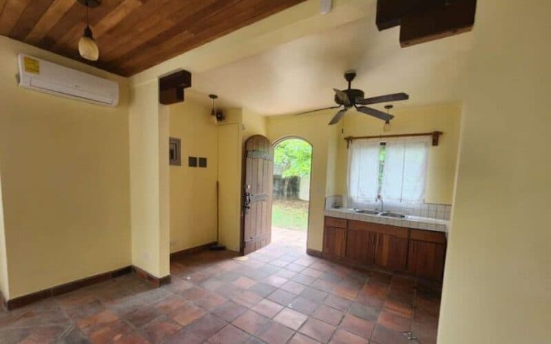 Playa Hermosa Beachfront Craftsman House – 1197 m² with Development Potential, photo 16