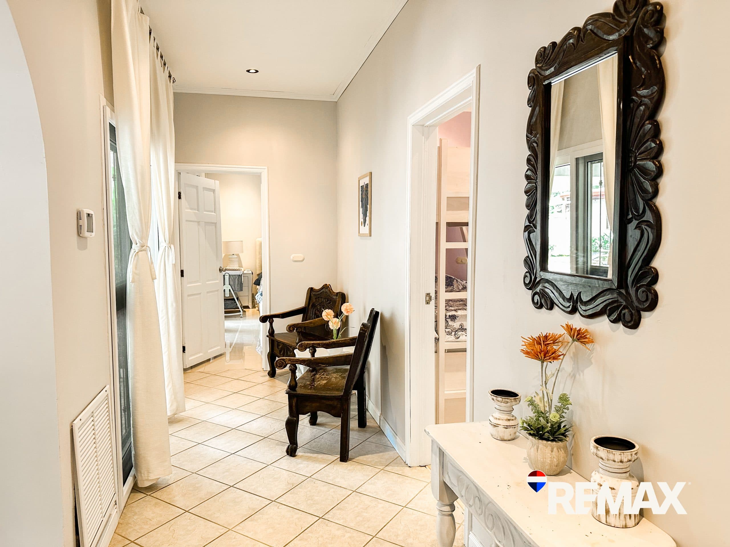 Vacation Oasis Villa | 6 Bedrooms | 2 Guest Houses, photo 11