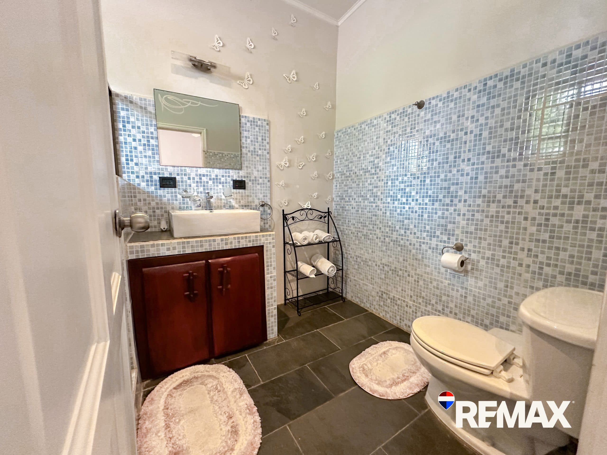 Vacation Oasis Villa | 6 Bedrooms | 2 Guest Houses, photo 12
