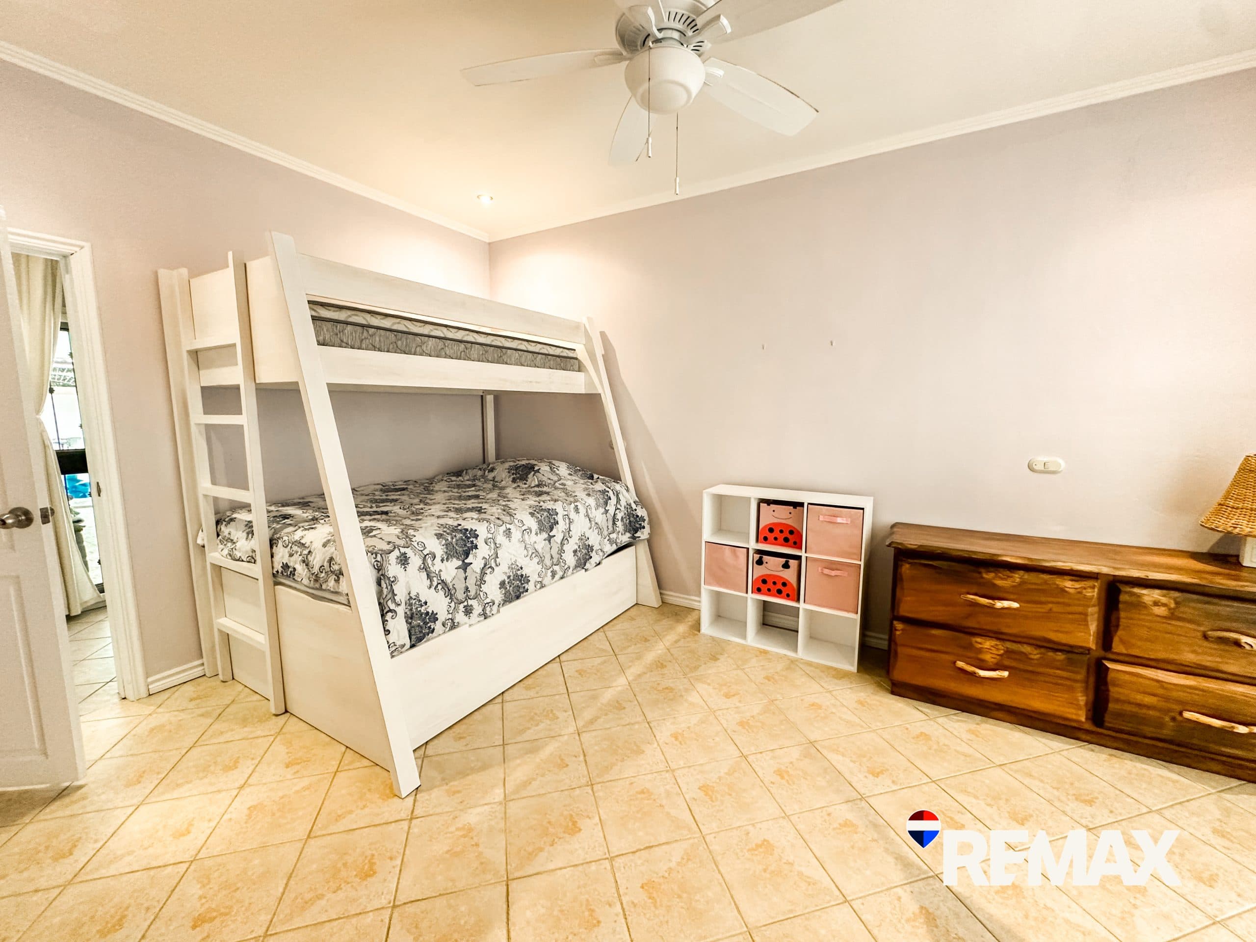 Vacation Oasis Villa | 6 Bedrooms | 2 Guest Houses, photo 13