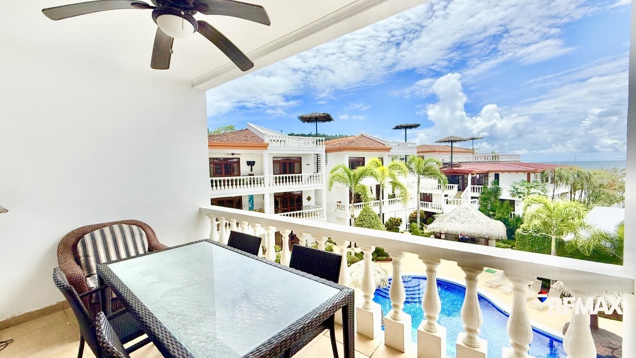 Beachfront Dream Condo Ocean View!, photo 18