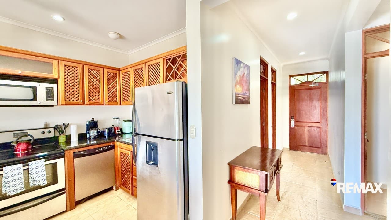 Beachfront Dream Condo Ocean View!, photo 8