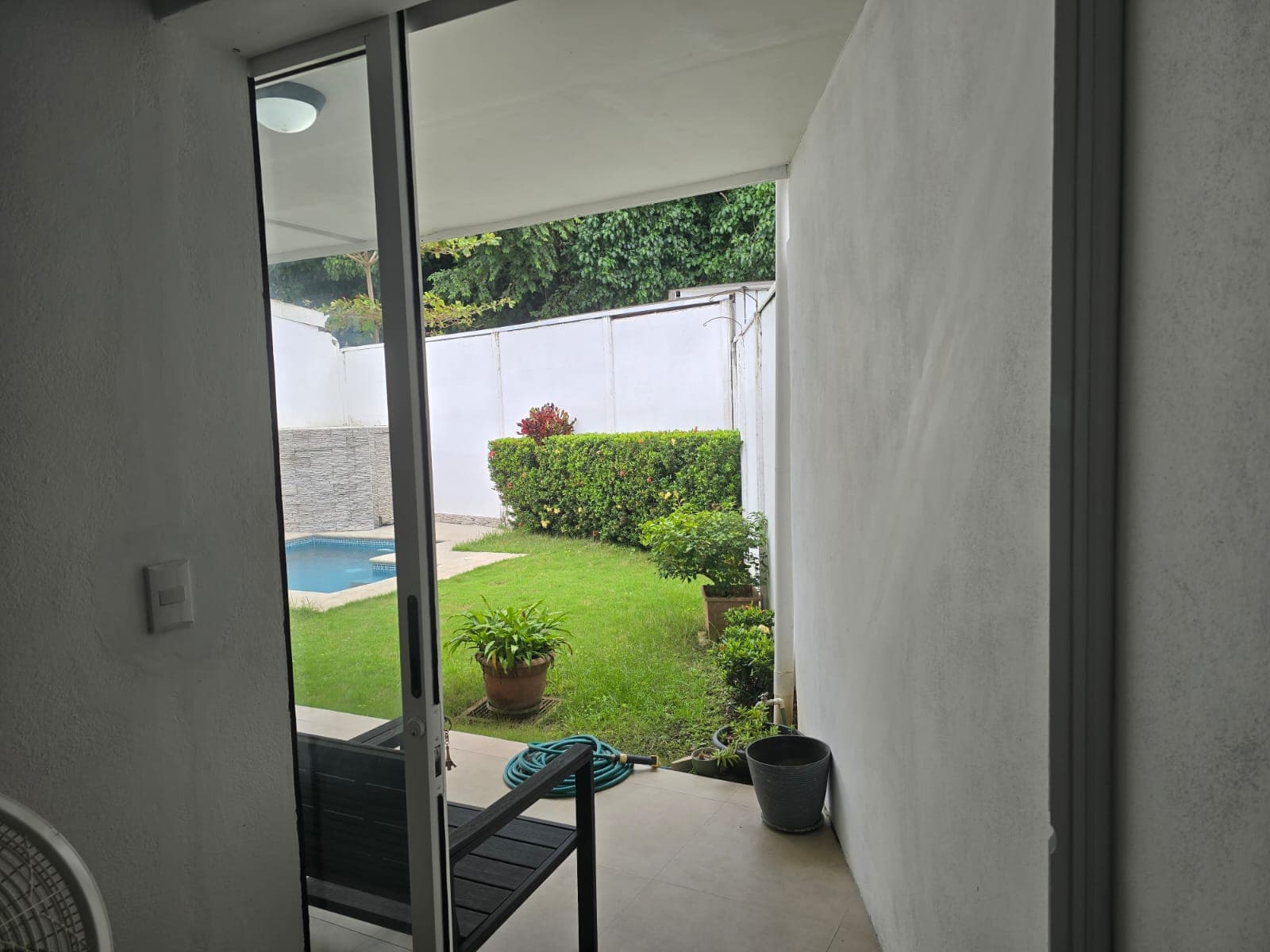 Herradura Beach Tropical Retreat Three-Bedroom House, photo 21