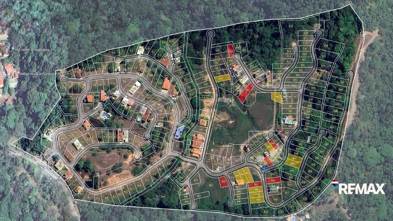 Gated building lots, photo 6
