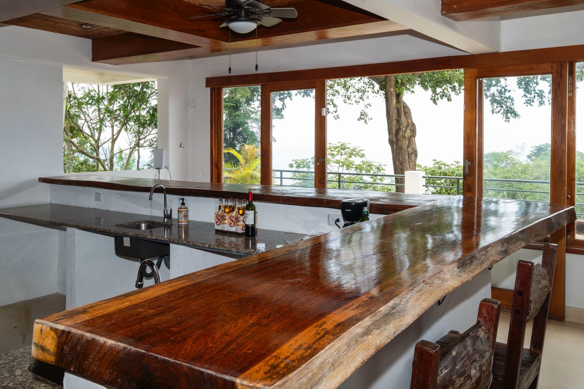 Large Ocean View Retreat Center w/ Restaurant | Freshly Remodeled | Room to expand, photo 8