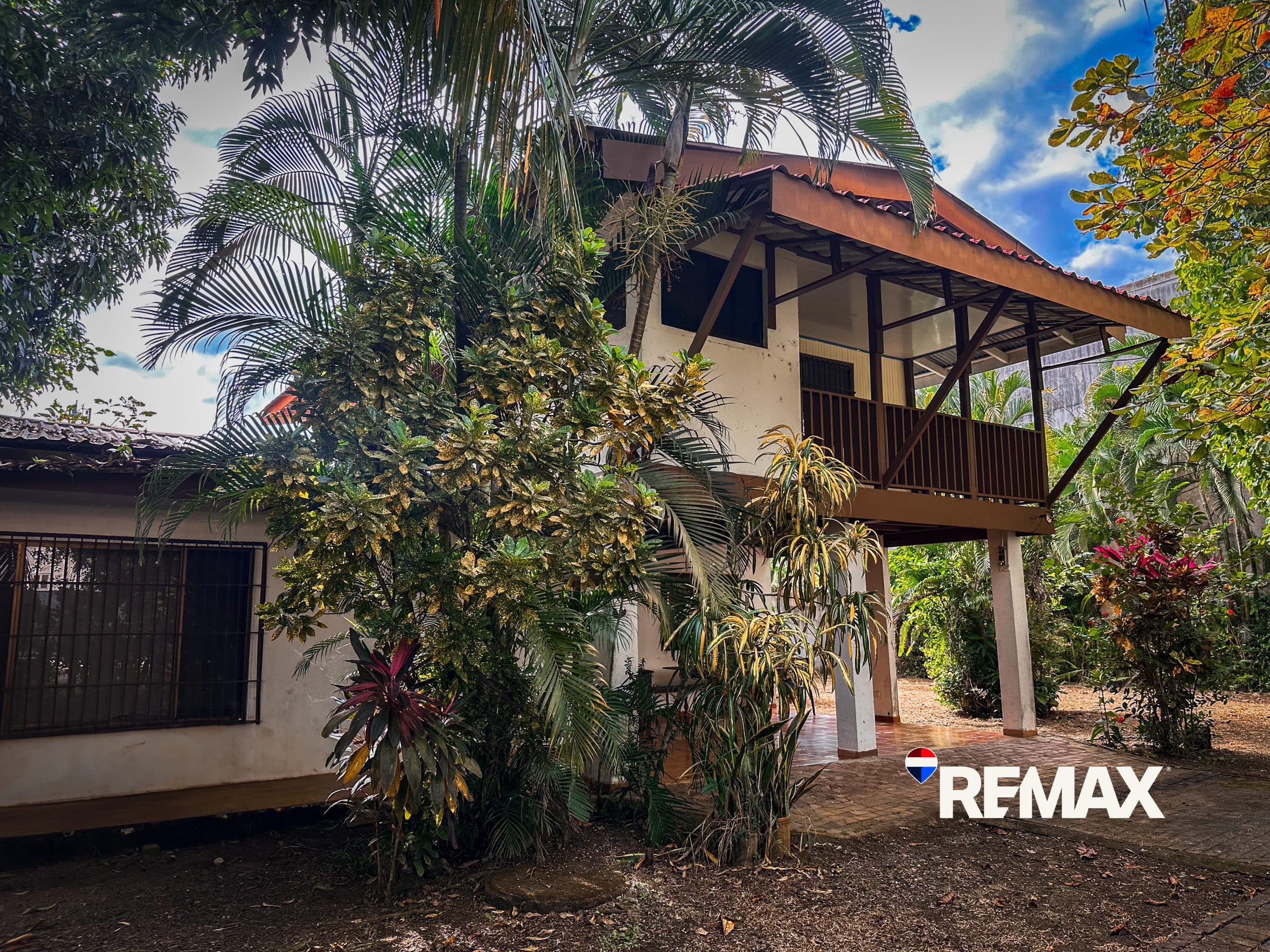 4 Bedroom Fixer Upper | Near Los Sueños, photo 8