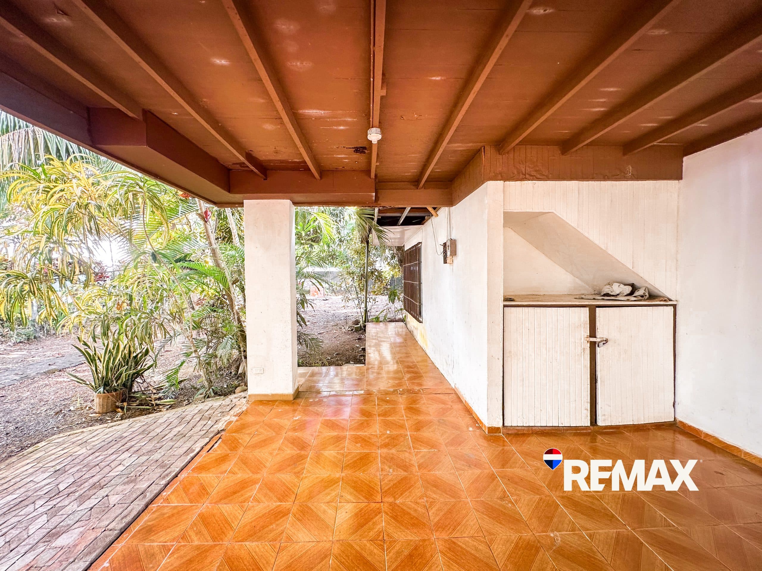 4 Bedroom Fixer Upper | Near Los Sueños, photo 19
