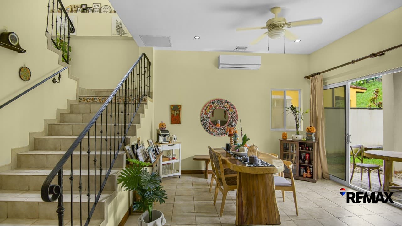 Beachside Lifestyle in Las Lomas, photo 7
