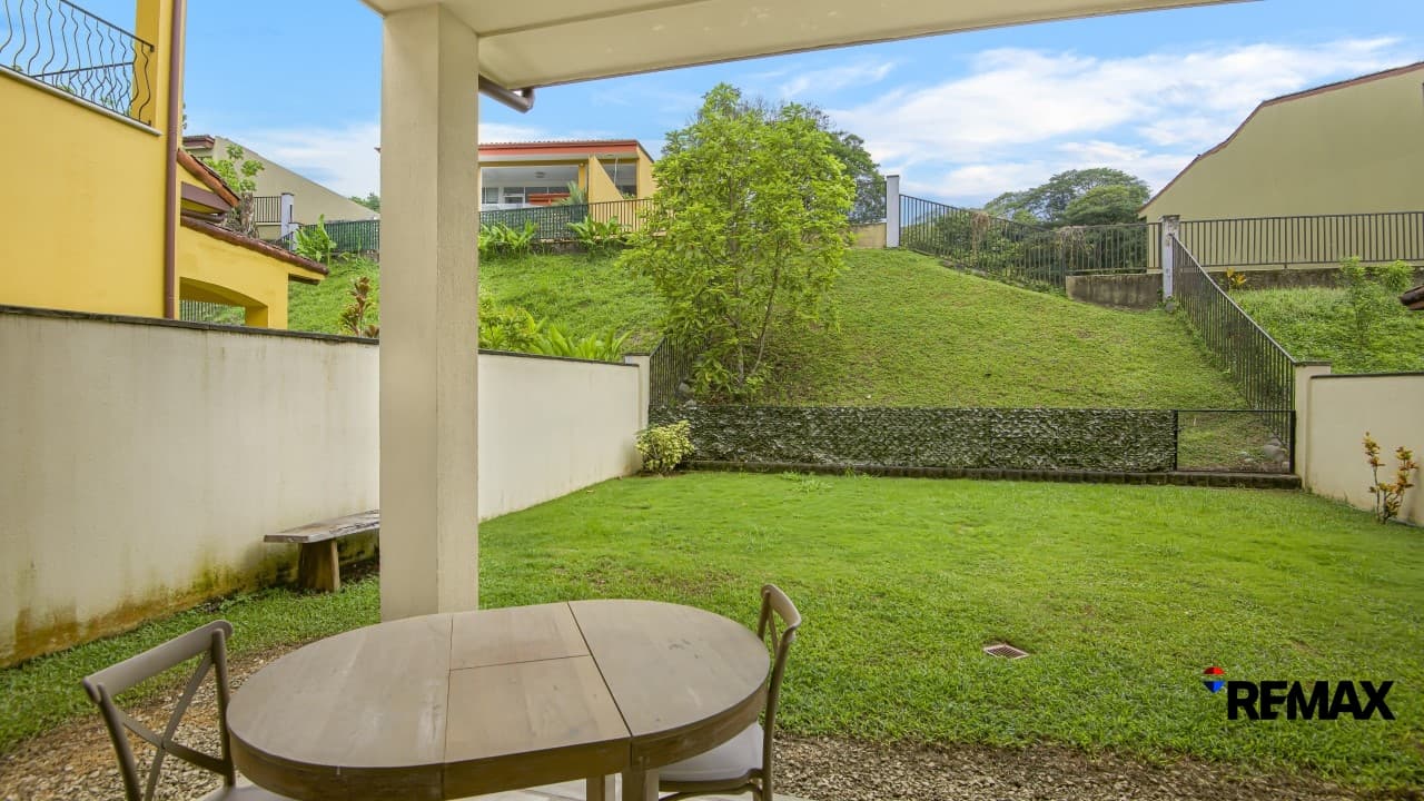 Beachside Lifestyle in Las Lomas, photo 8