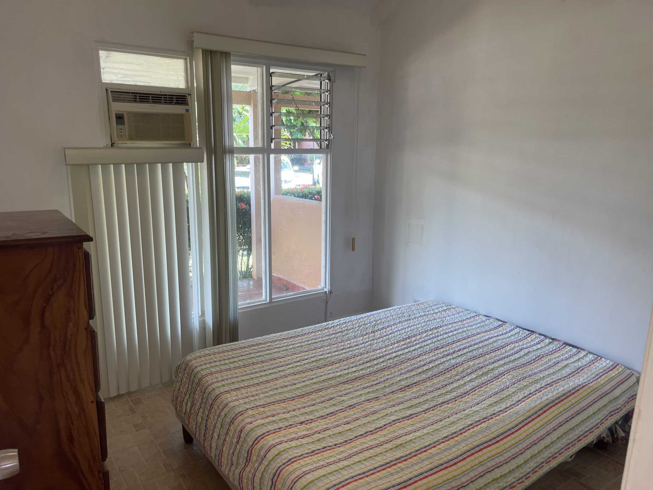 Investors dream condo, photo 3