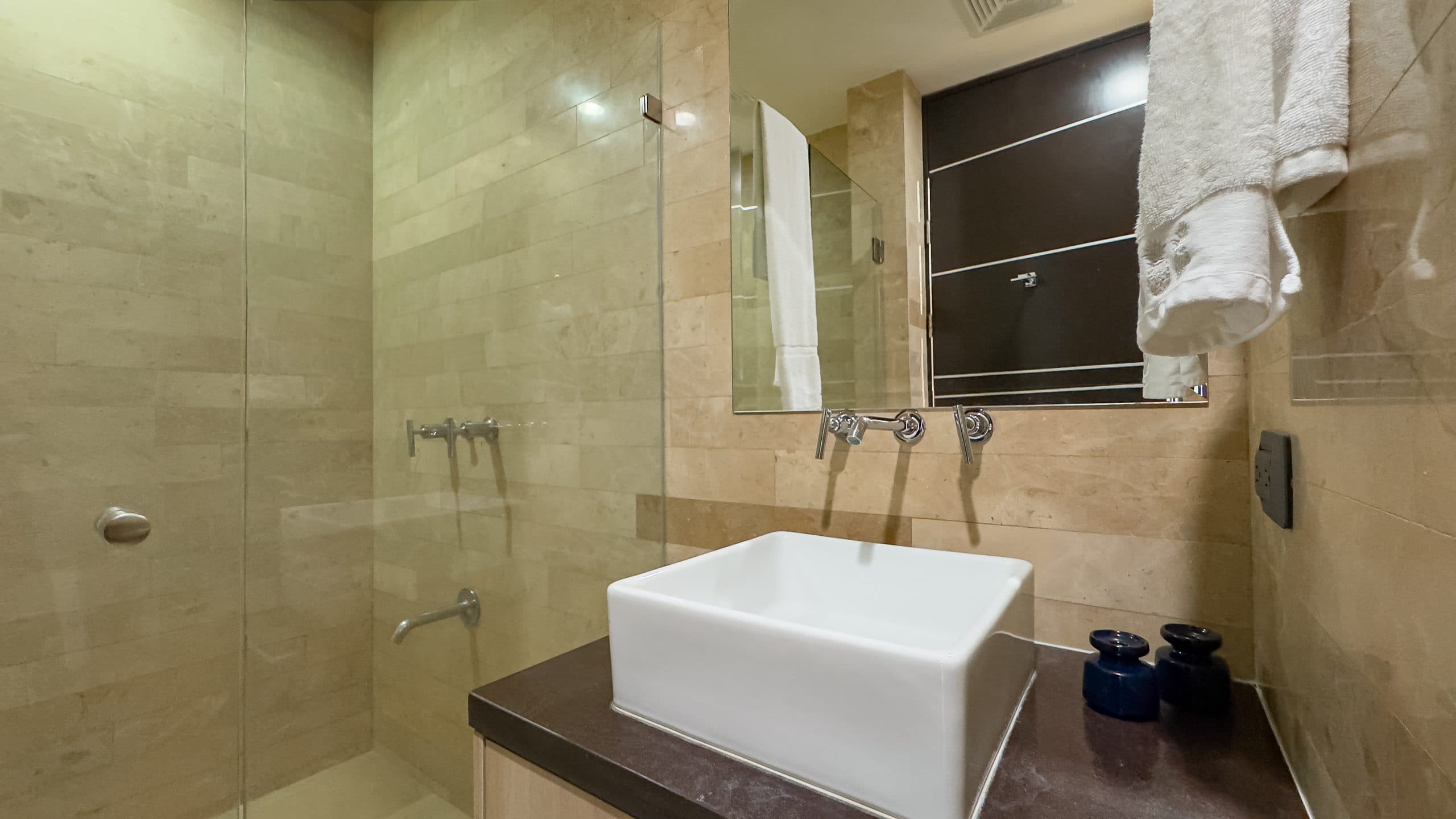 Panoramic Ocean View Living I Altos de Montserrat, photo 22