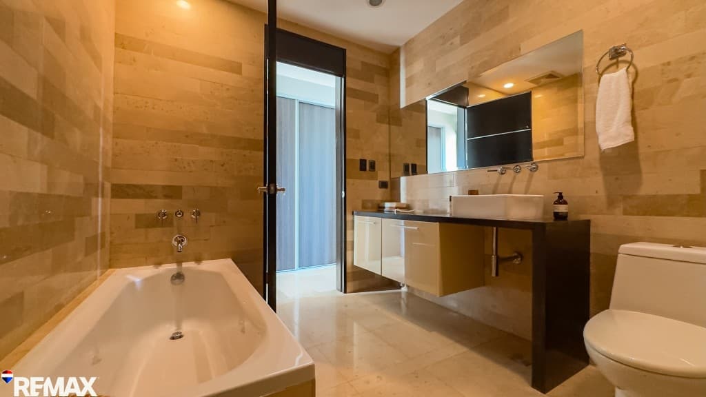 Panoramic Ocean View Living I Altos de Montserrat, photo 14