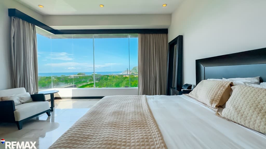 Panoramic Ocean View Living I Altos de Montserrat, photo 16