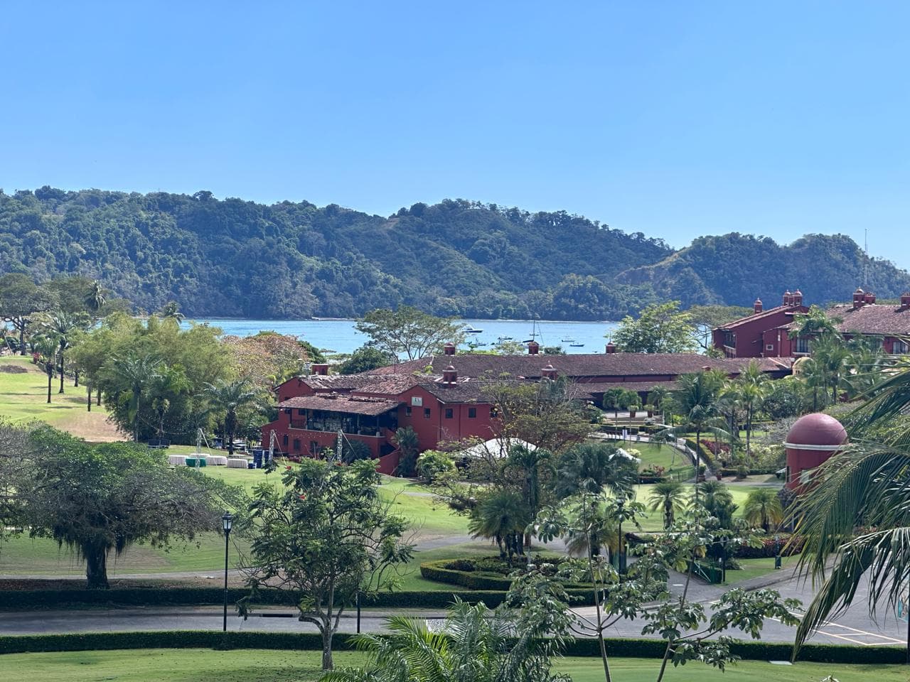 REMAX Collection | Ocean and Fairway Views at Colina Residence, photo 29