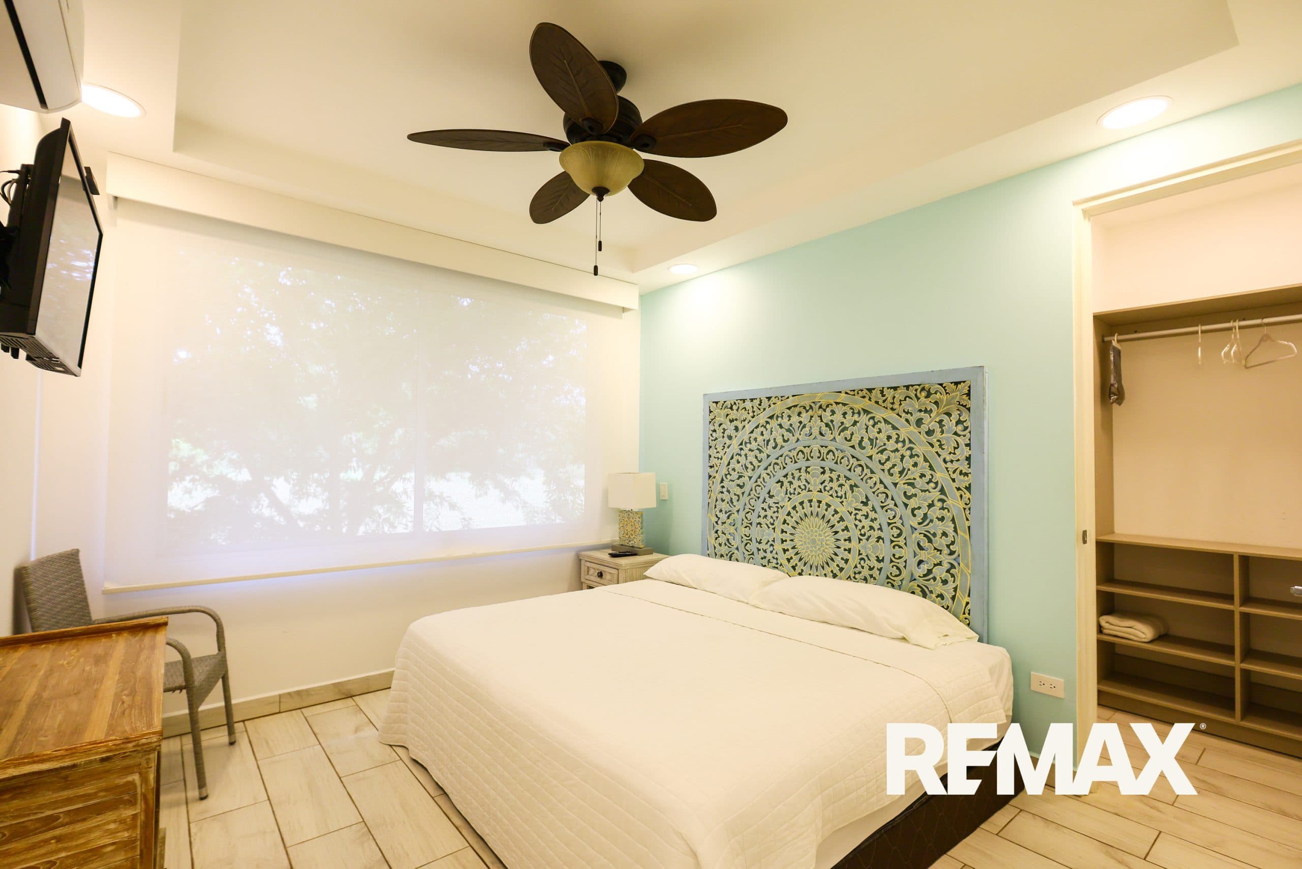 Luxury Lakeside Villa | Exclusive Beachside Community, photo 15