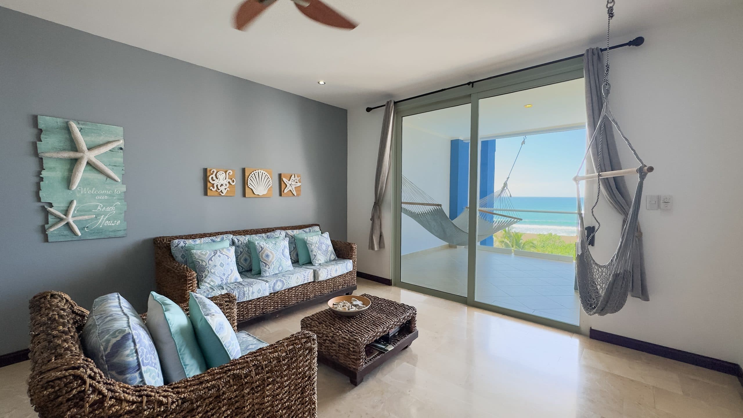 Prime Oceanfront Condo in Jacó Beach, photo 7