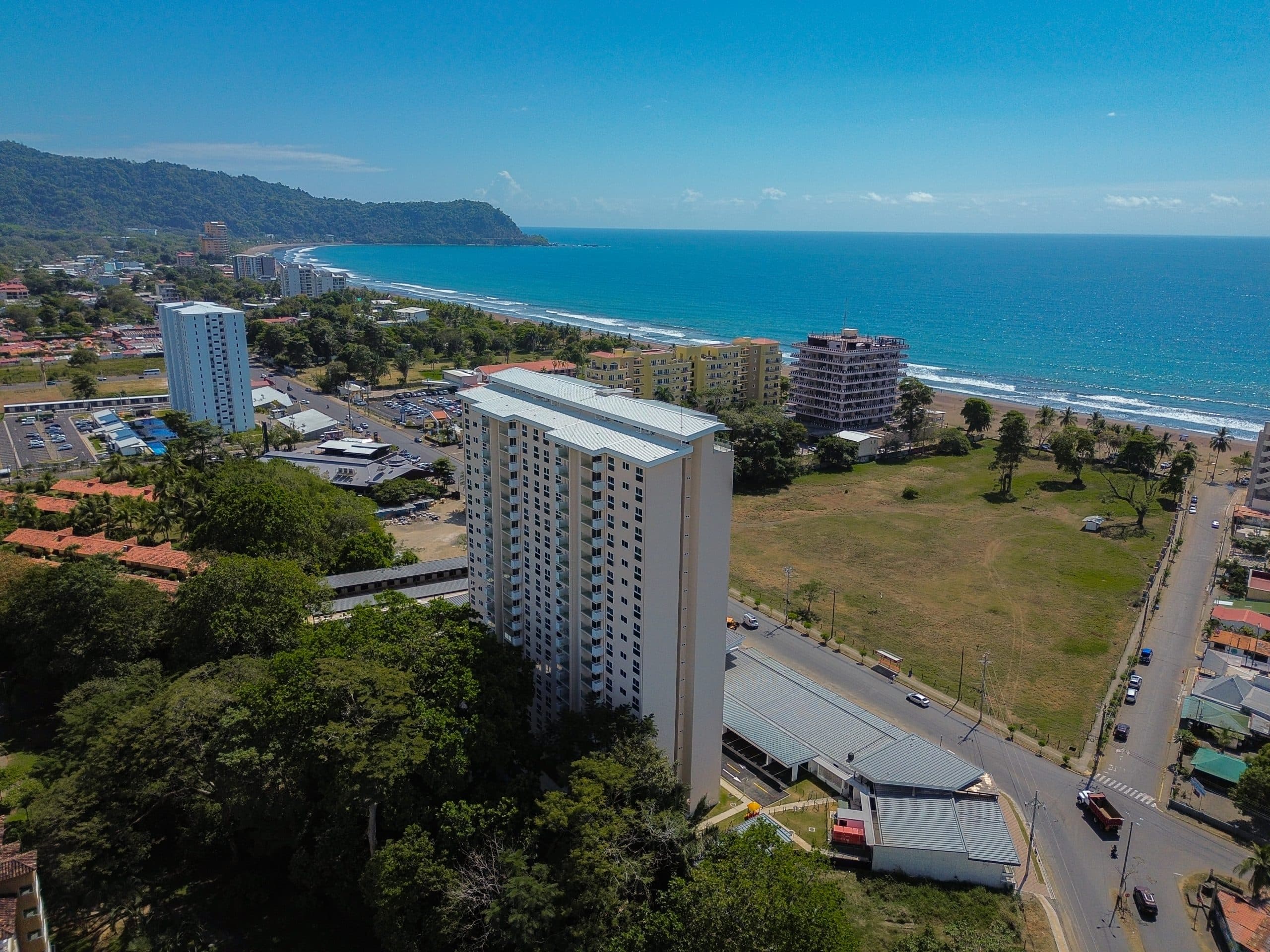 Live Jacó Penthouse with Ocean and Sunset Views, photo 3