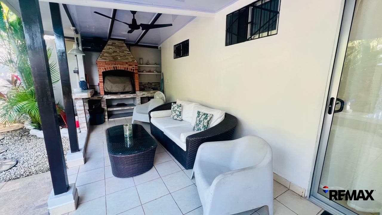 Charming 3-Bedroom Home with Pool – South of Jaco Beach, photo 6