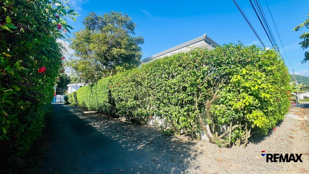 Charming 3-Bedroom Home with Pool – South of Jaco Beach, photo 10