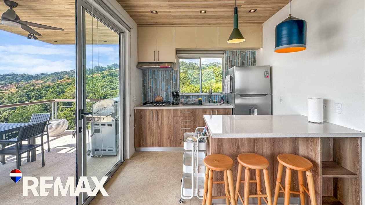Two Luxury Homes with Ocean Views | Prime Expansion Potential | Legal Well, photo 24