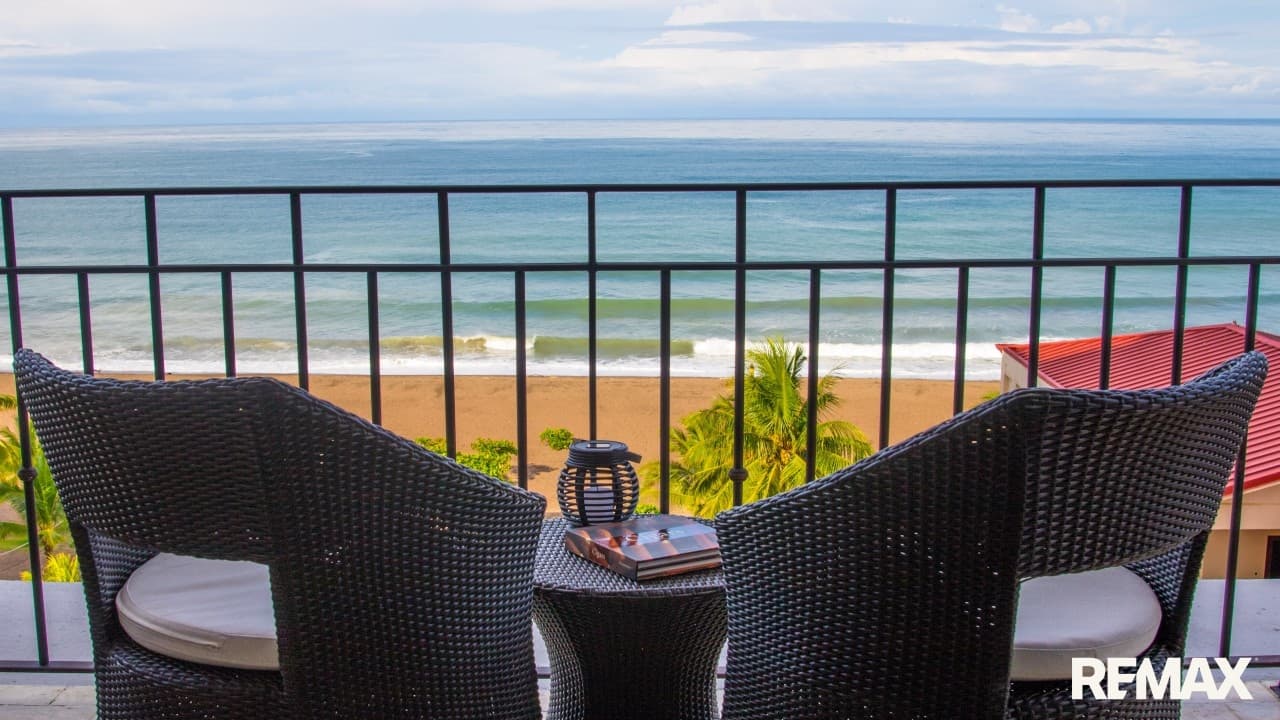 Croc's Casino Resort Oceanfront 1-Bedroom Condo, photo 22