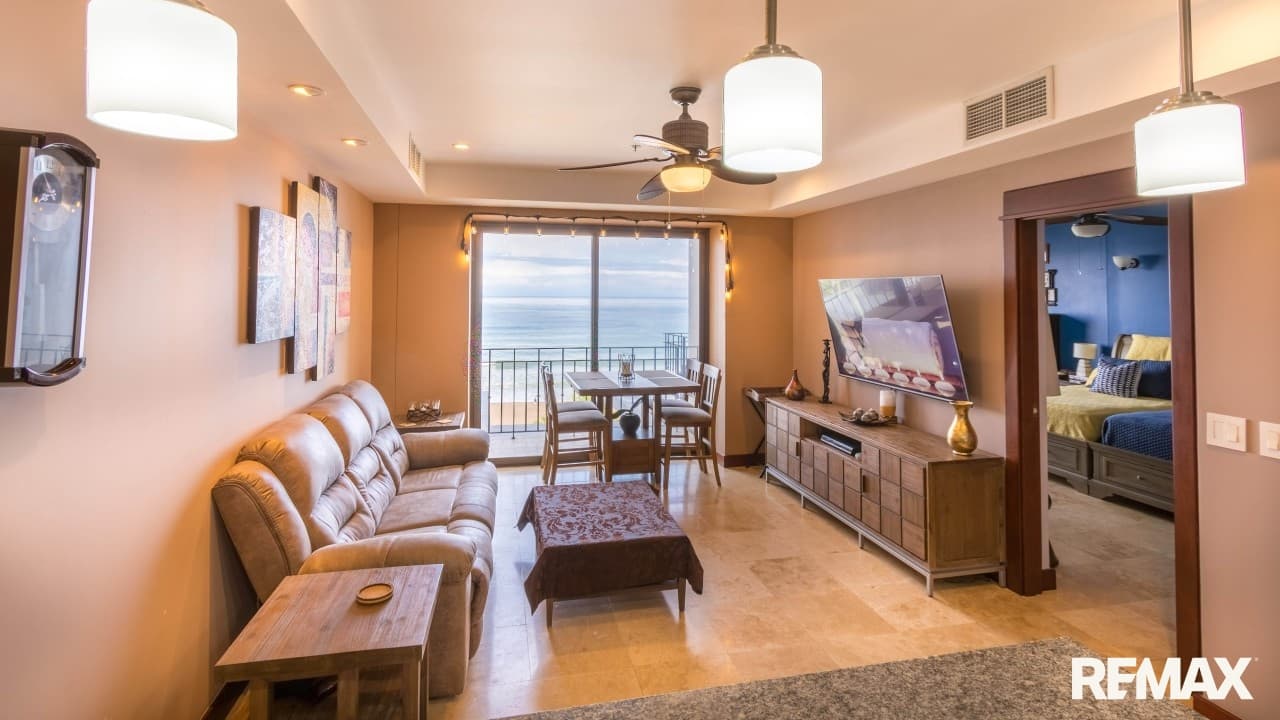 Croc's Casino Resort Oceanfront 1-Bedroom Condo, photo 12