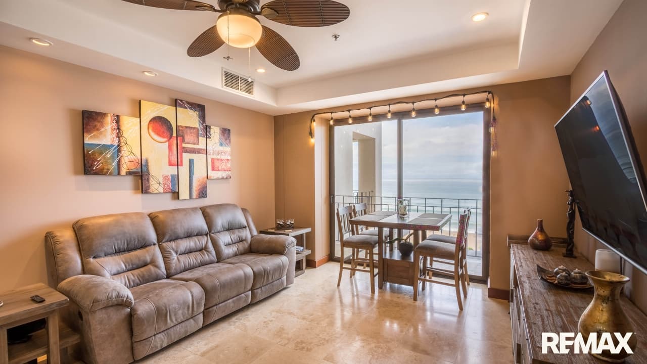 Croc's Casino Resort Oceanfront 1-Bedroom Condo, photo 15