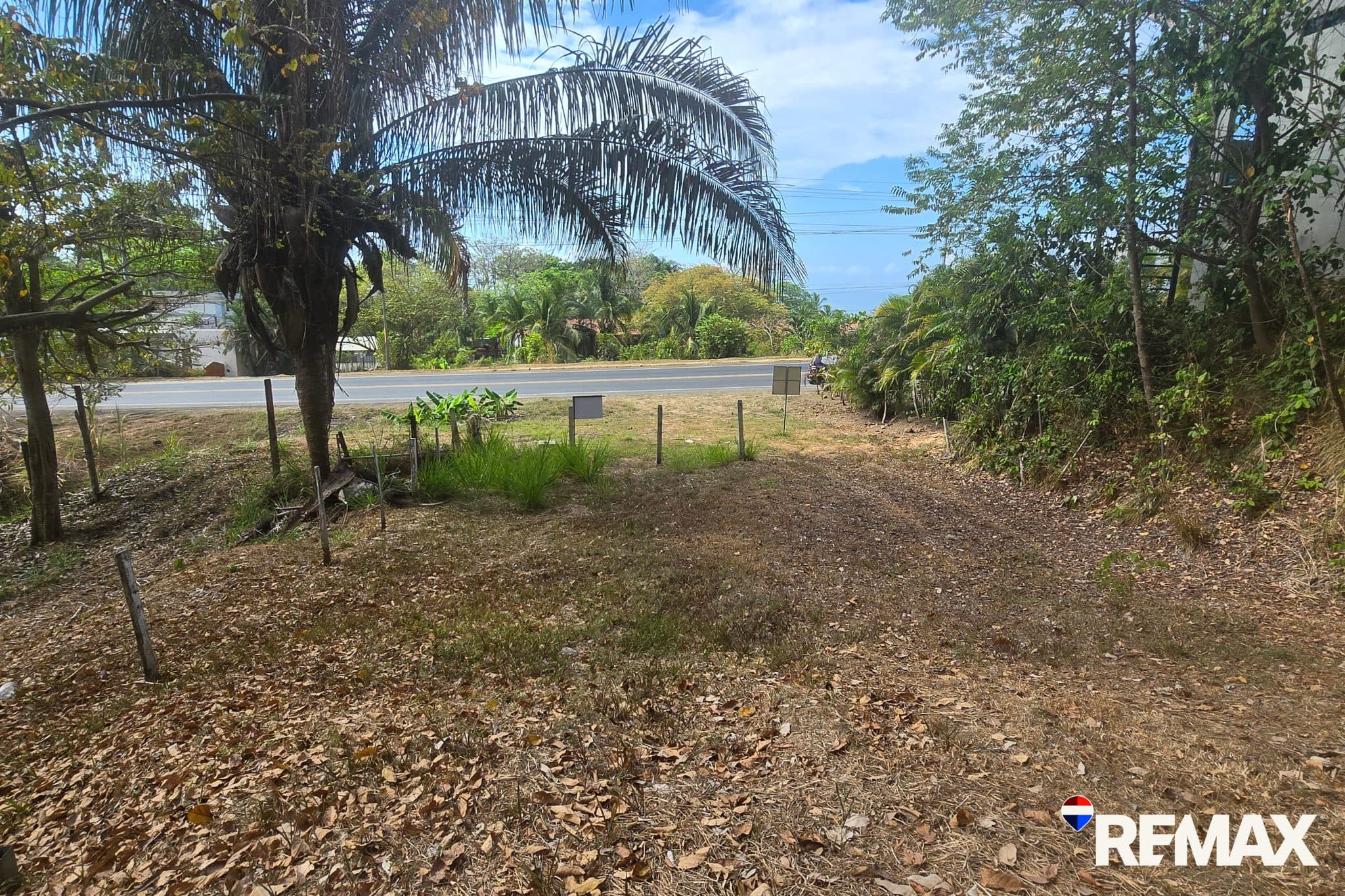 Highway Oceanview lot  | Mixed-Use Opportunity, photo 10