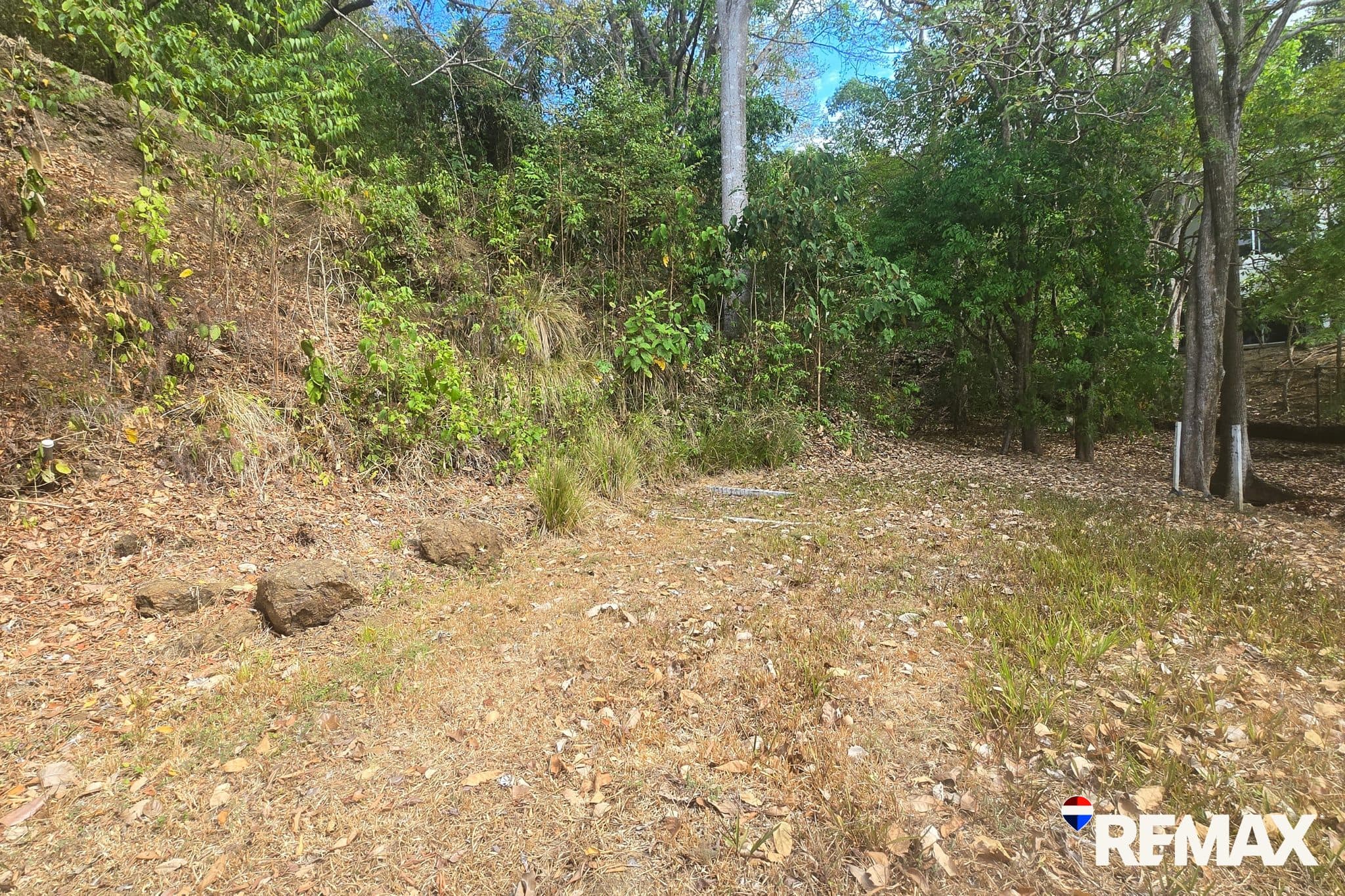 Highway Oceanview lot  | Mixed-Use Opportunity, photo 12