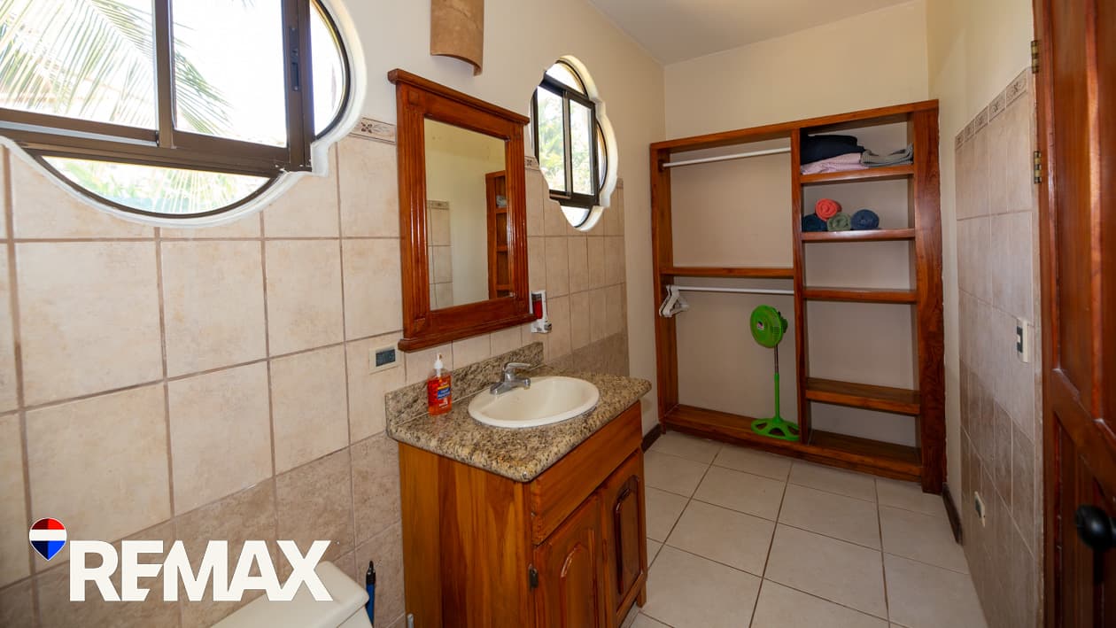 23 Costa del Sol | Near the Pool | Priced to Sell, photo 7