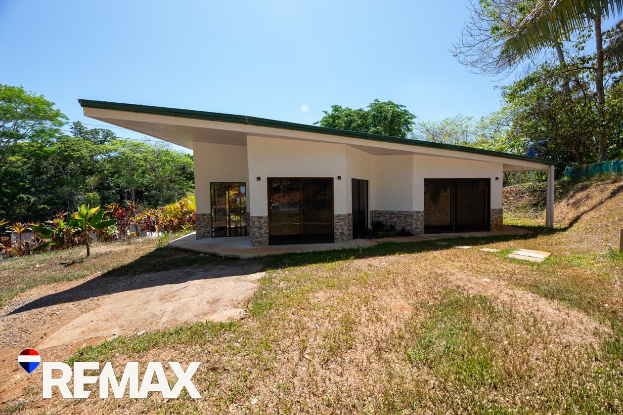 Affordable Home | Big Lot | Xihu Esterillos Oeste