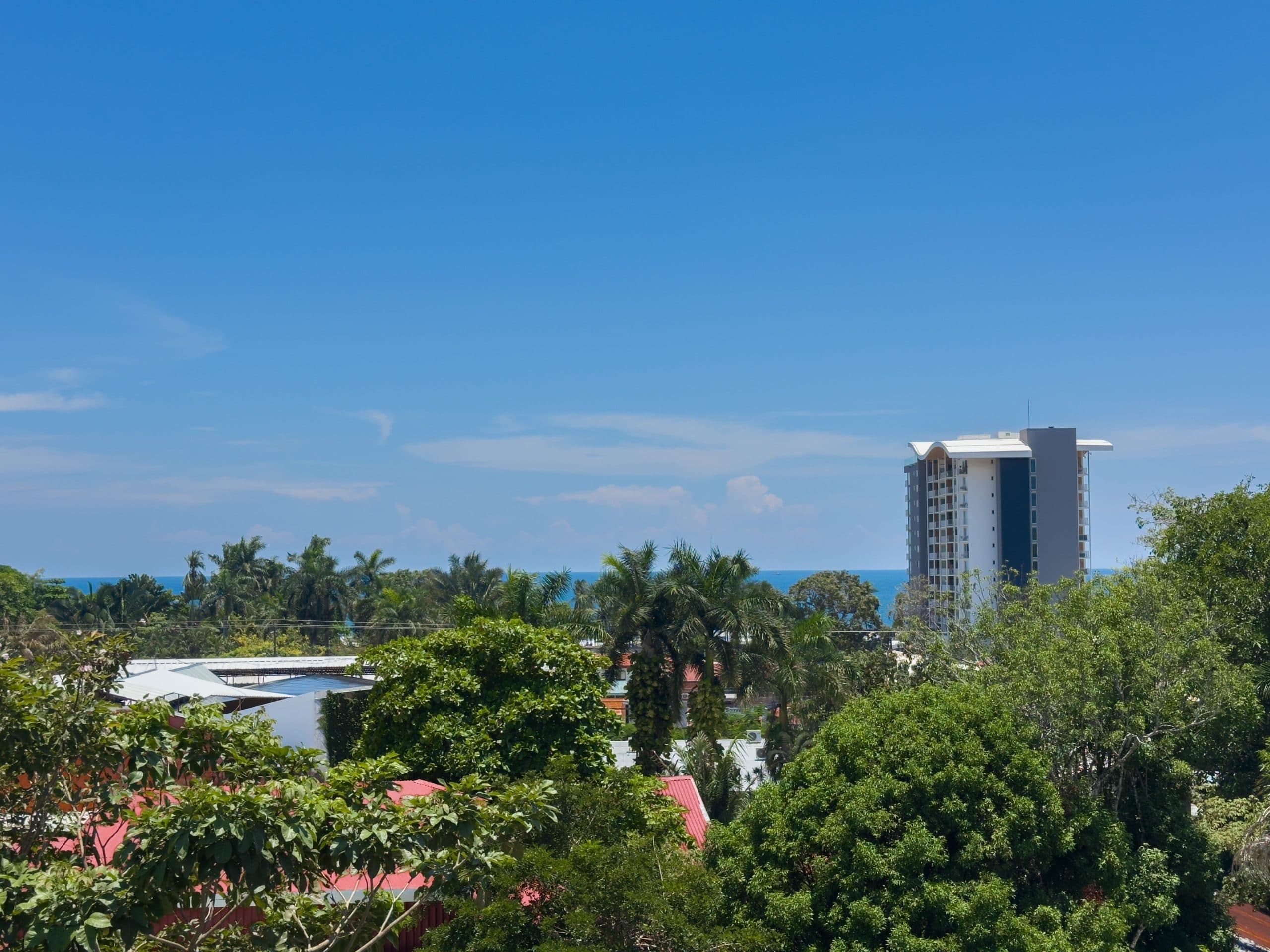 Ocean View Apartment Building | Jaco Center, photo 18