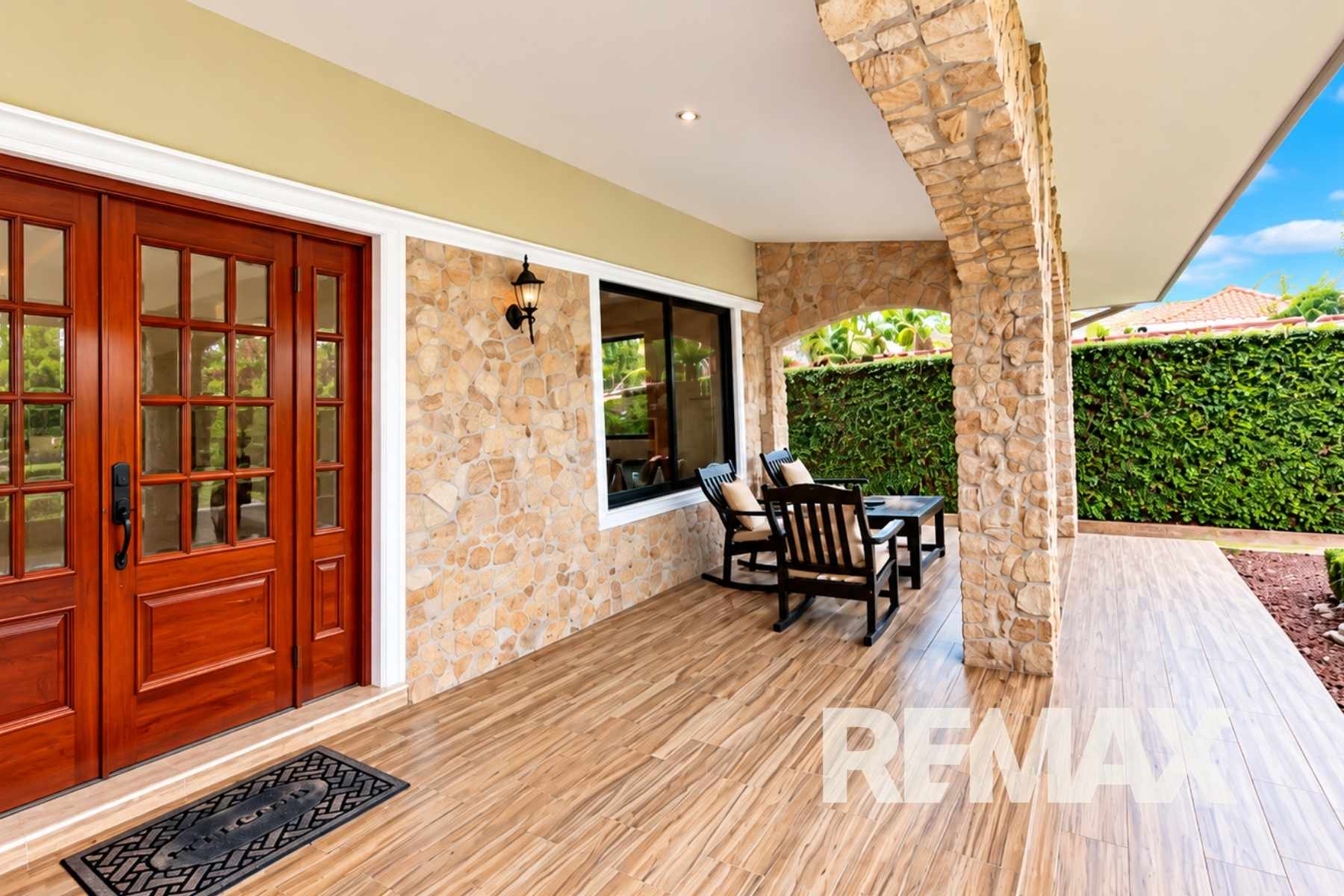 Spacious Tropical Home With Pool, photo 108