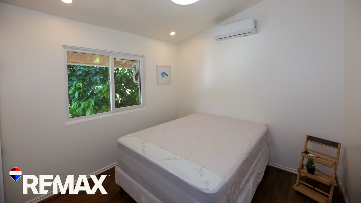 Titled Beach House | 6 bedrooms | Walk to the Beach, photo 16