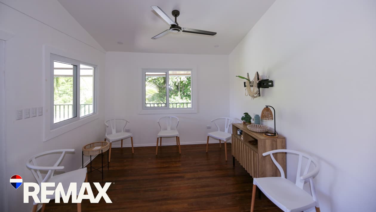 Titled Beach House | 6 bedrooms | Walk to the Beach, photo 17