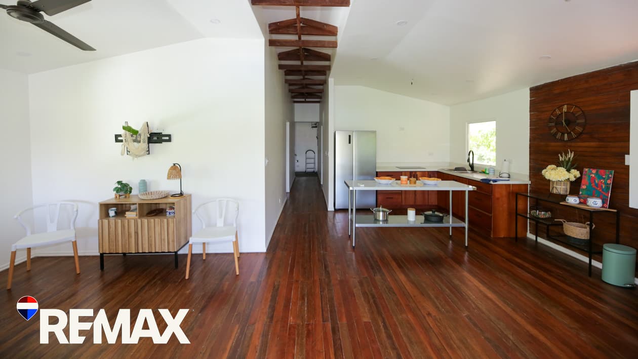 Titled Beach House | 6 bedrooms | Walk to the Beach, photo 19
