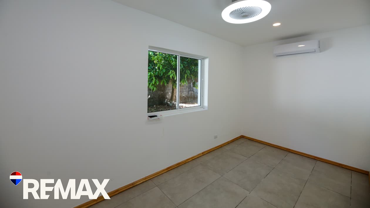 Titled Beach House | 6 bedrooms | Walk to the Beach, photo 28
