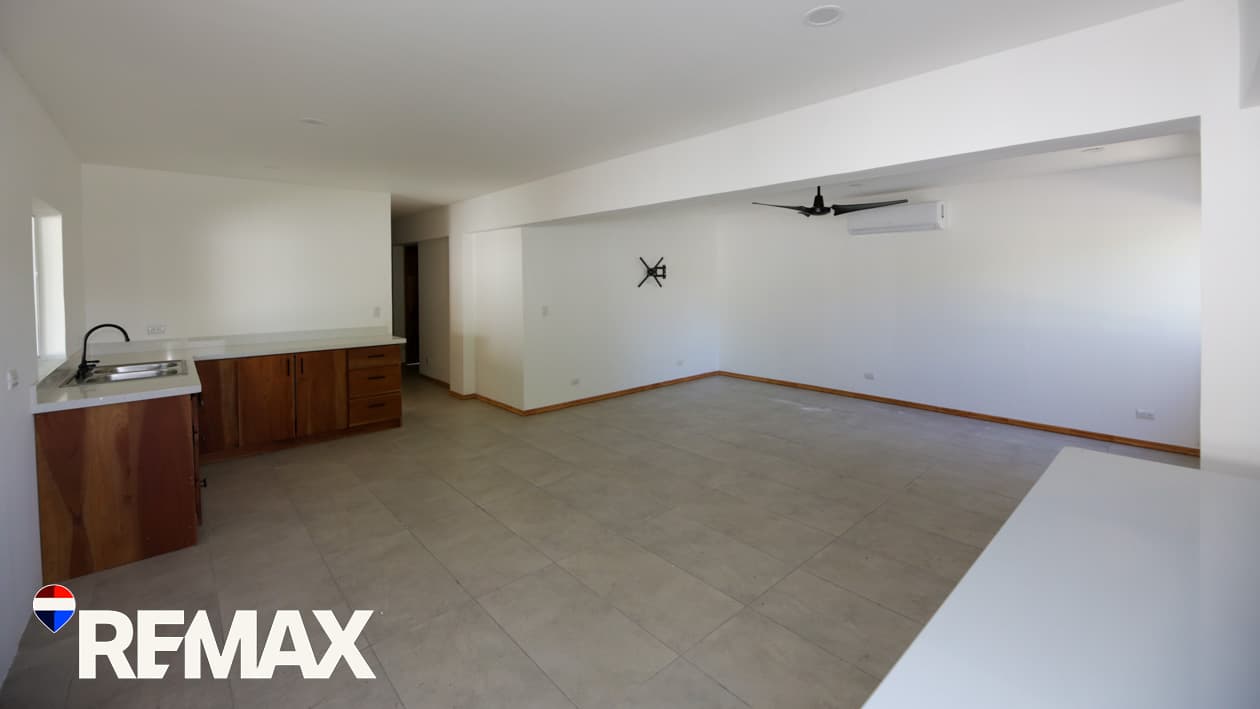 Titled Beach House | 6 bedrooms | Walk to the Beach, photo 30