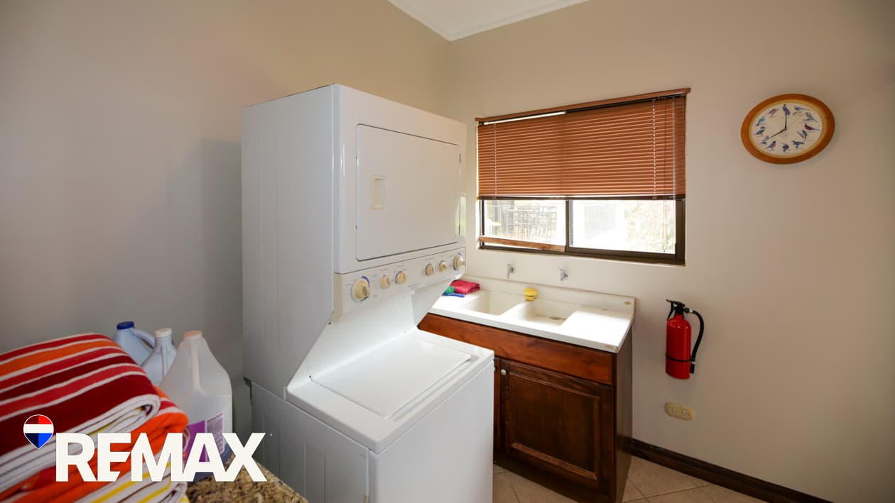 Mediterranean Village B-3 | Spacious Ocean View Condo | Hot Tub, photo 13